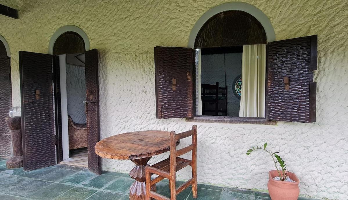 Sitio Saramandaia Villa Жукитиба Екстериор снимка