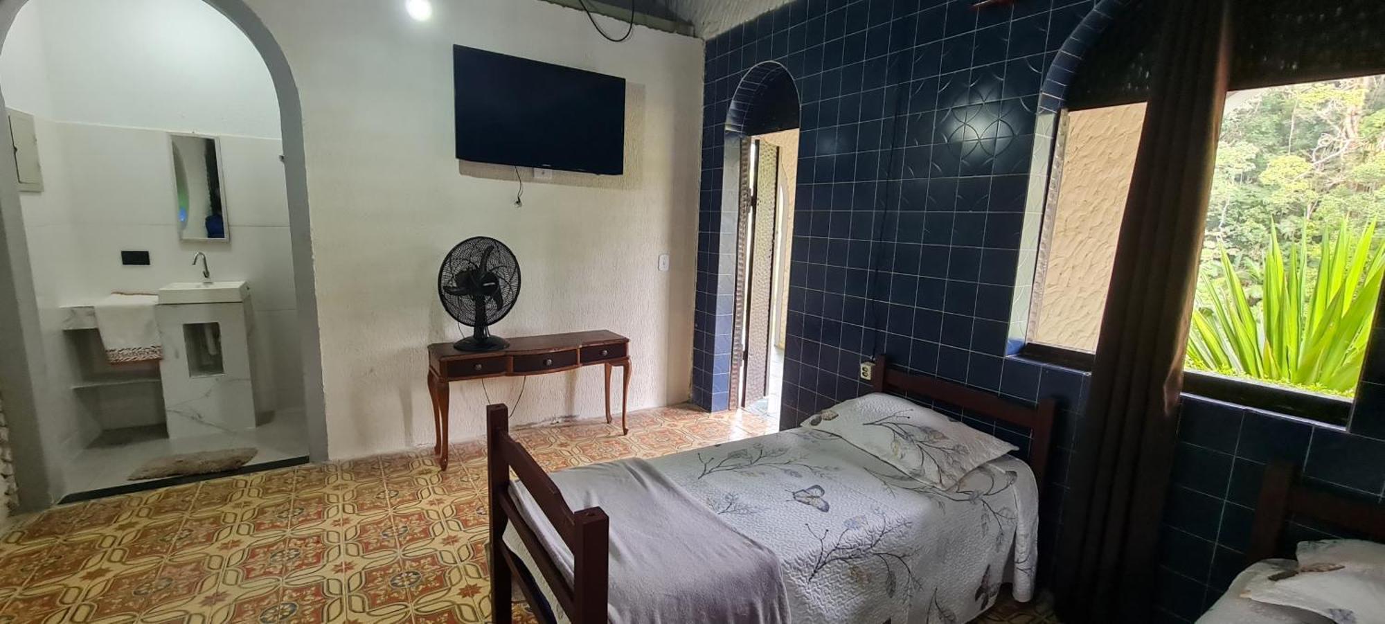 Sitio Saramandaia Villa Жукитиба Екстериор снимка