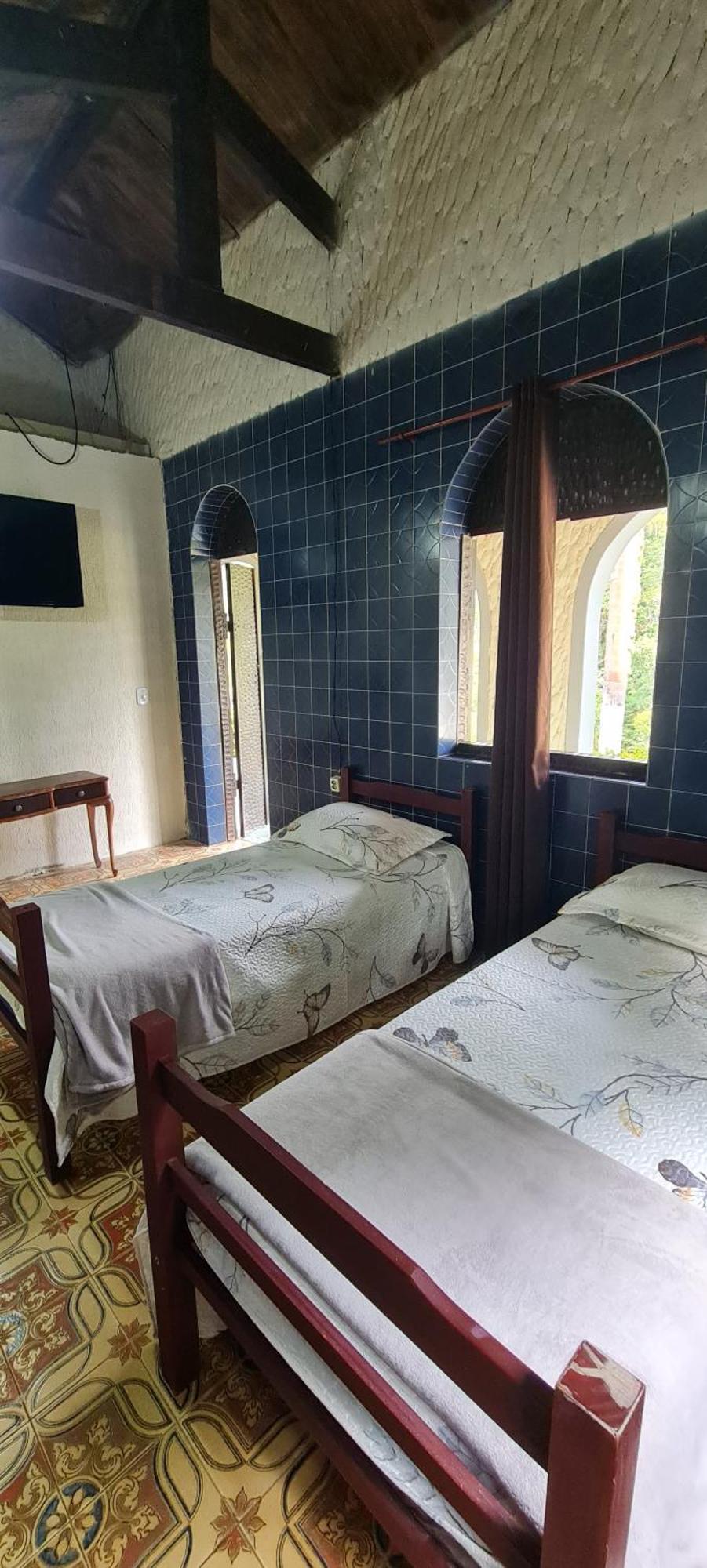 Sitio Saramandaia Villa Жукитиба Екстериор снимка